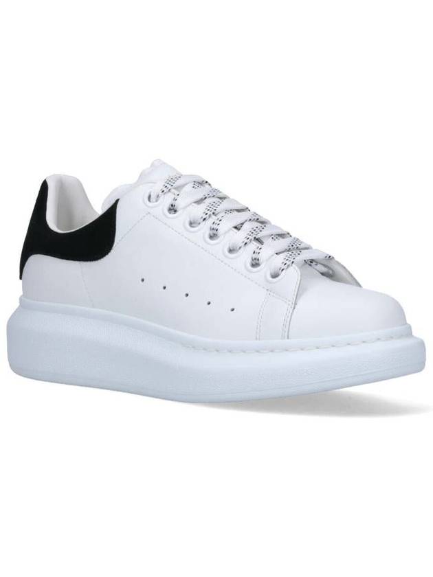 Oversized Low Top Sneakers White - ALEXANDER MCQUEEN - BALAAN 3