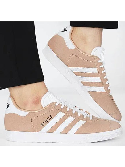 Gazelle Suede Low Top Sneakers Halo Blusher - ADIDAS - BALAAN 2