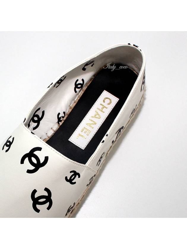 CC Logo Play Print Espadrilles White Black - CHANEL - BALAAN 6