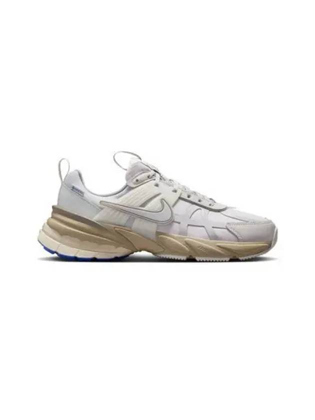 V2K Run Gore-Tex Low Top Sneakers Light Iron - NIKE - BALAAN 2