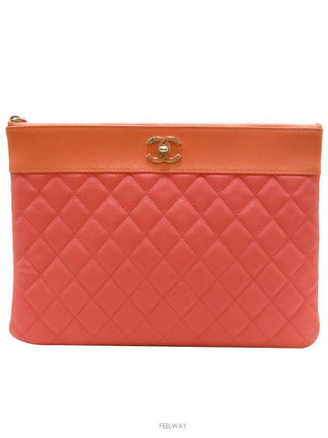 women clutch bag - CHANEL - BALAAN 1