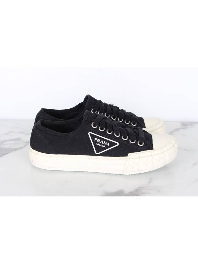 Cassette wheel triangle logo sneakers 6 5 255 - PRADA - BALAAN 5