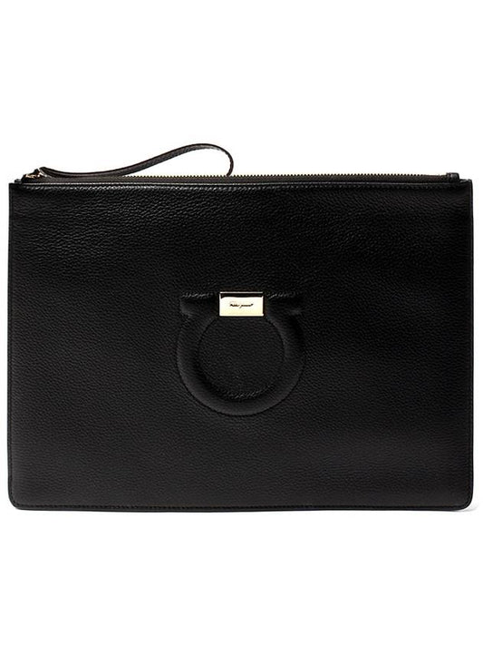 Gancini Leather Clutch Bag Black - SALVATORE FERRAGAMO - BALAAN.