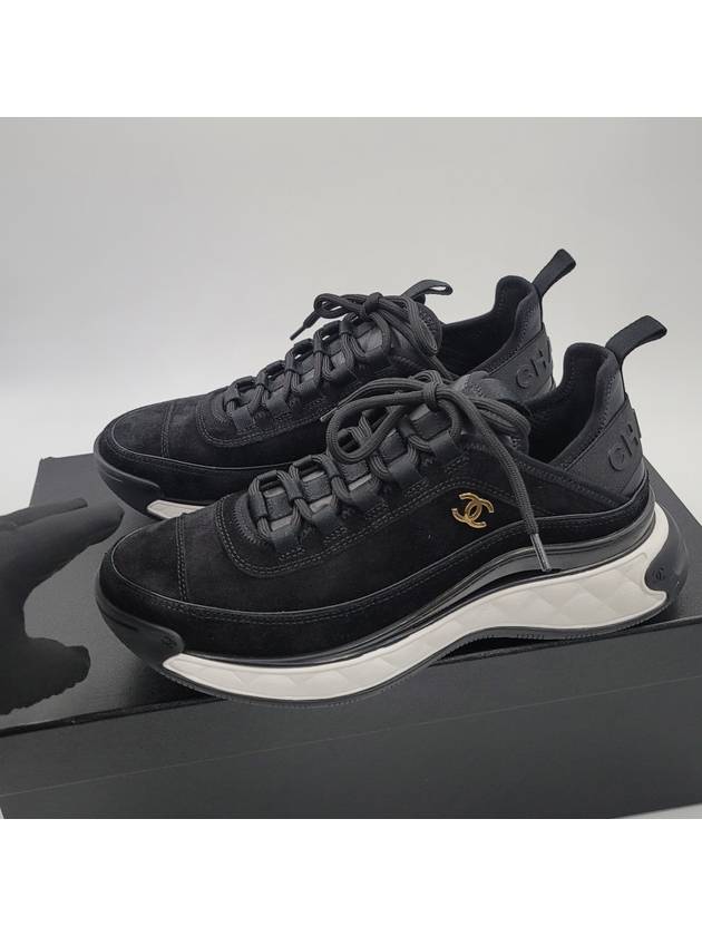 Mixed fiber black gold CC logo leather suede sneakers G45332 EU 40 - CHANEL - BALAAN 5