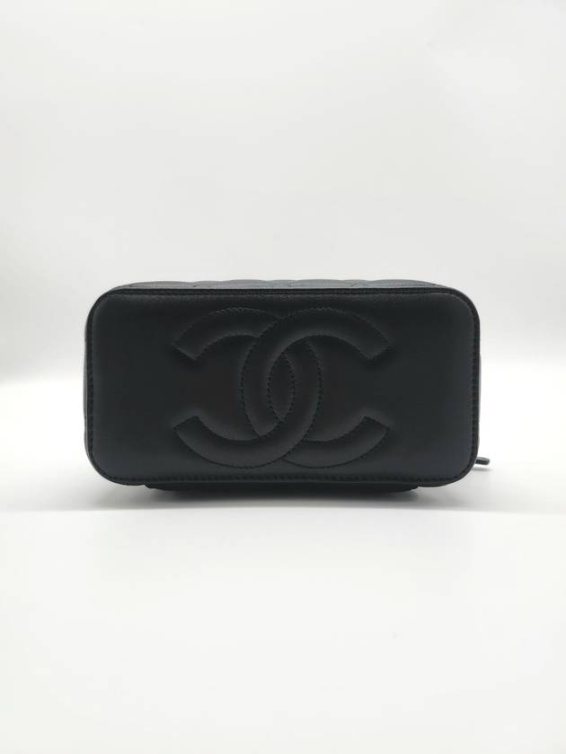 Gold Hardware Chain Lambskin Cosmetic Cross Bag Black - CHANEL - BALAAN 6