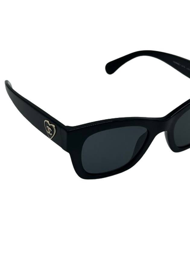 Eyewear Heart Logo Square Sunglasses Black - CHANEL - BALAAN 6