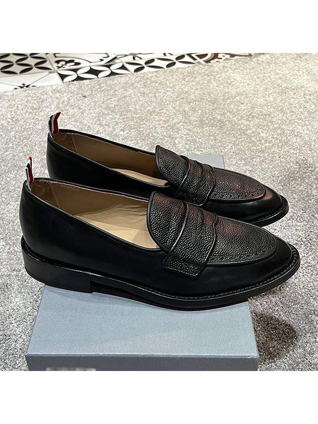 Men's Vitello Flexible Leather Sole Soft Penny Loafer Black - THOM BROWNE - BALAAN 3