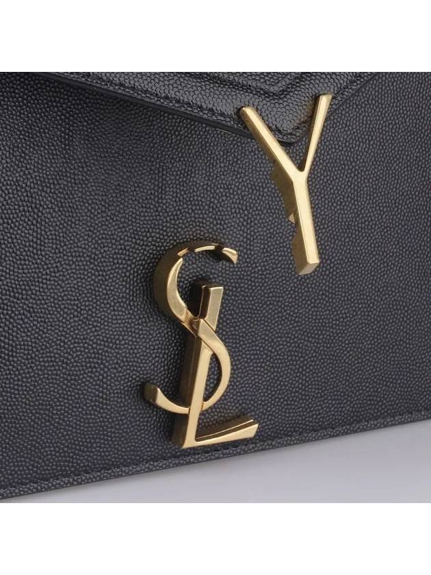 Cassandra Medium Chain Bag in Grain de Poudre Embossed Leather Black - SAINT LAURENT - BALAAN 4