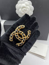 CC logo lambskin brooch gold metal black - CHANEL - BALAAN 3