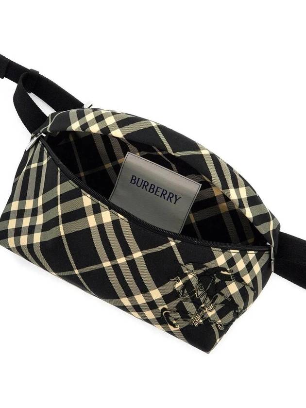 Shoulder Bag 8093780 ML ESSENTI B8687 BLACK - BURBERRY - BALAAN 5