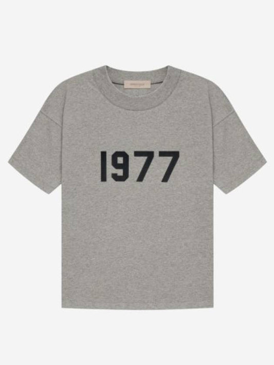 1977 Logo Short Sleeve T-Shirt Dark Oatmeal - FEAR OF GOD ESSENTIALS - BALAAN 2