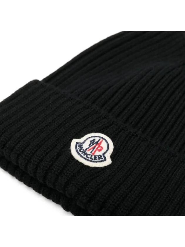 Logo Patch Wool Beanie Black 3B70500 A9342 999 - MONCLER - BALAAN 3