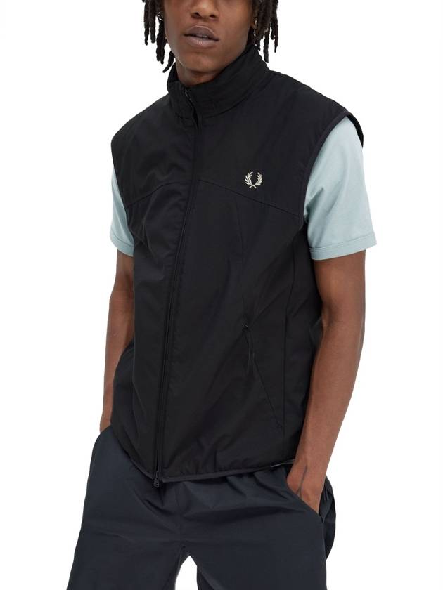 VESTS WITH LOGO - FRED PERRY - BALAAN 3