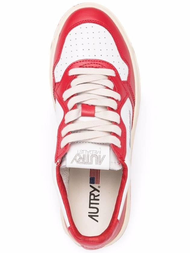 Women's Medalist Bi-Color Low-Top Sneakers Red - AUTRY - BALAAN 4