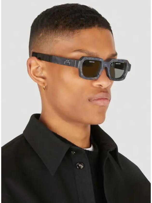 A COLD WALL Cold Wall Men s Black CARO Marvel Sunglasses ACWUA114 004 - A-COLD-WALL - BALAAN 4