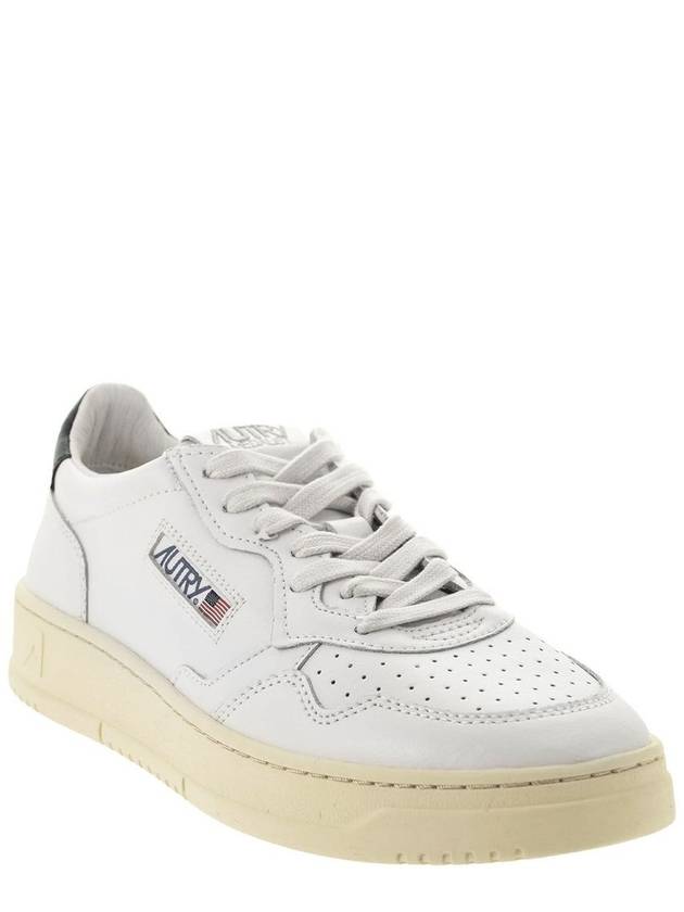 Medalist Low Top Sneakers All White - AUTRY - BALAAN 3