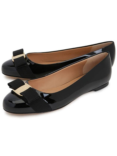 Women’s Varina Bellet Flats Black - SALVATORE FERRAGAMO - BALAAN 2