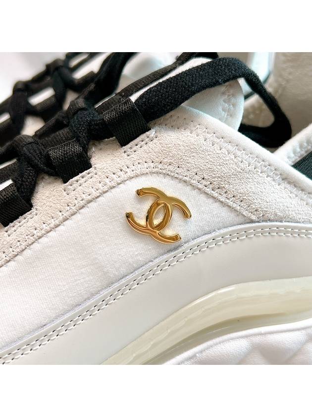 Mixed Fibers Velvet Calfskin Low Top Sneakers Ivory - CHANEL - BALAAN 5