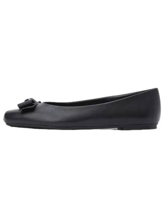 Ferragamo Barlow Flat Shoes Black - SALVATORE FERRAGAMO - BALAAN 1