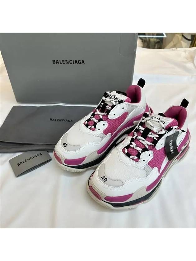 Women's Triple S Low Top Sneakers Pink - BALENCIAGA - BALAAN.