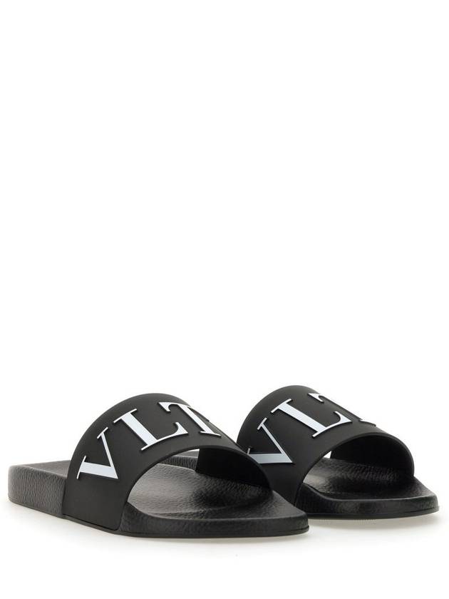 Rubber Rockstud Slippers Black - VALENTINO - BALAAN 5