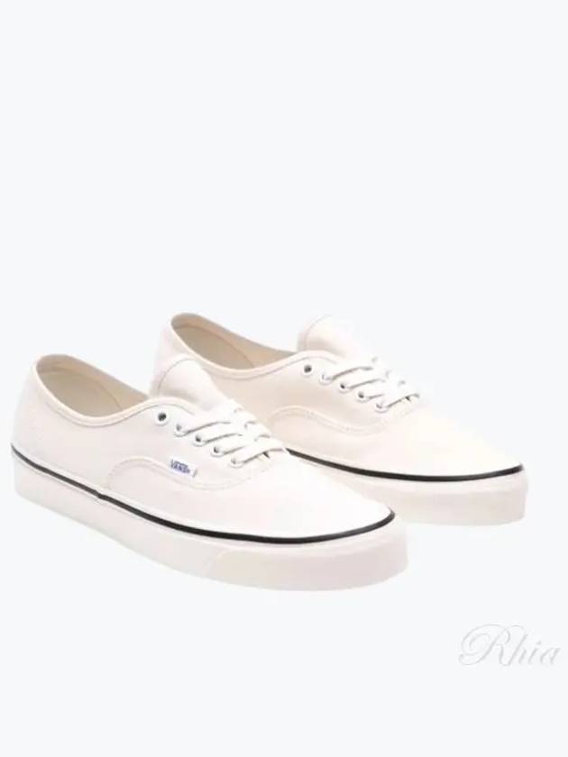 Authentic 44 DX Low-Top Sneakers Sail - VANS - BALAAN 2