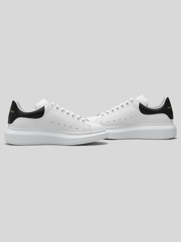 Oversized Sneakers White Black 553680 - ALEXANDER MCQUEEN - BALAAN 6