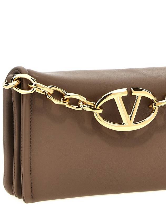 Valentino Garavani Valentino Garavani 'Vlogo Chain' Clutch Bag - VALENTINO - BALAAN 3