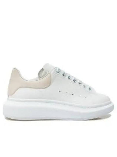 Oversized Leather Low Top Sneakers White - ALEXANDER MCQUEEN - BALAAN 2