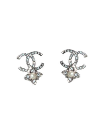 CC Logo Pearl Flower Earrings Silver - CHANEL - BALAAN 1