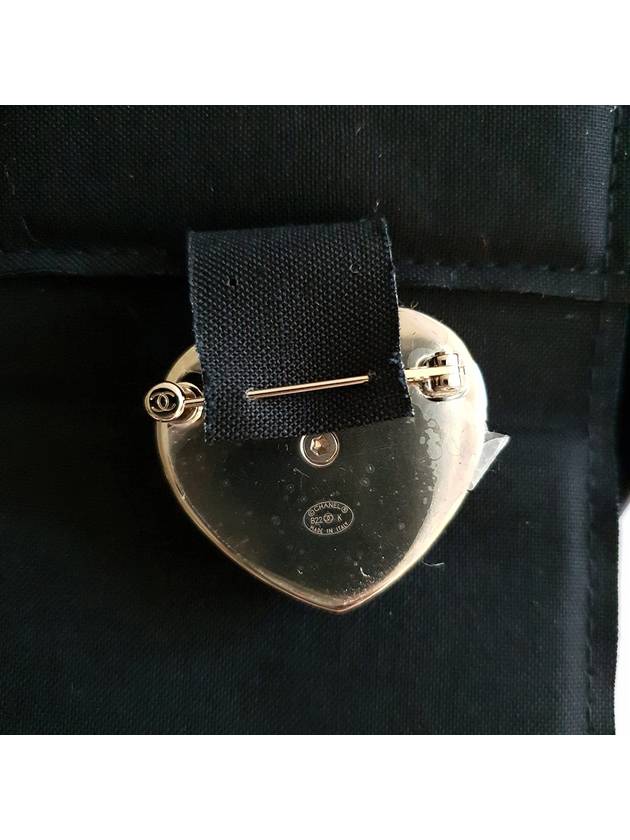 Tweed CC logo heart brooch gray - CHANEL - BALAAN 7