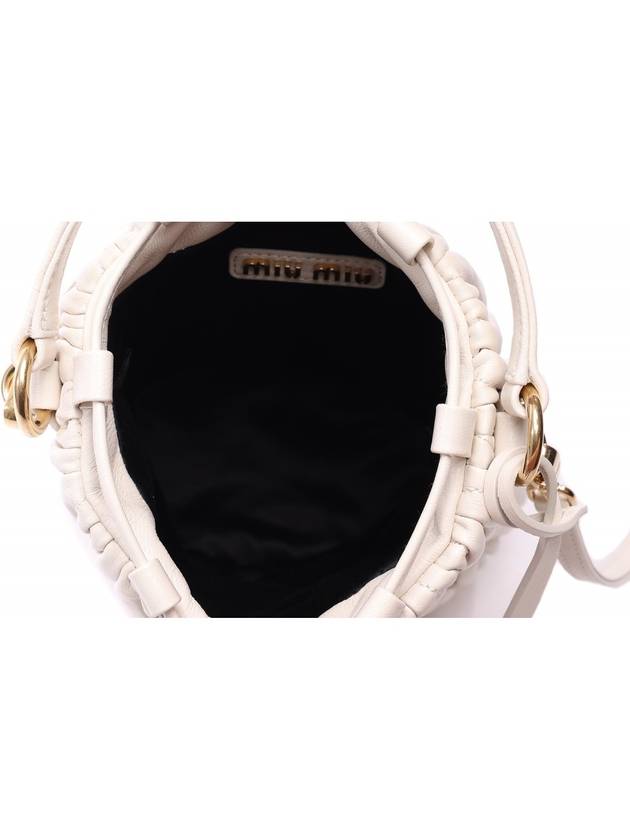 Women's Matelasse Bucket Shoulder Cross Bag 5BE085 N88 F0009 V OOO 24S - MIU MIU - BALAAN 6