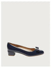 Vara Bow Patent Pumps Oxford Blue - SALVATORE FERRAGAMO - BALAAN 2