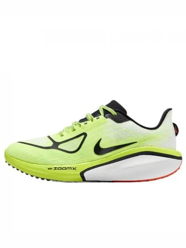 Vomero 17 Talaria Low Top Sneakers Volt - NIKE - BALAAN 2