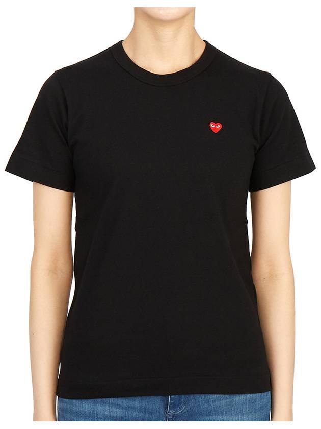 Comme des Gar ons Mini Red Waffen Women s Short Sleeve T Shirt AZ T303 051 1 - COMME DES GARCONS PLAY - BALAAN 1