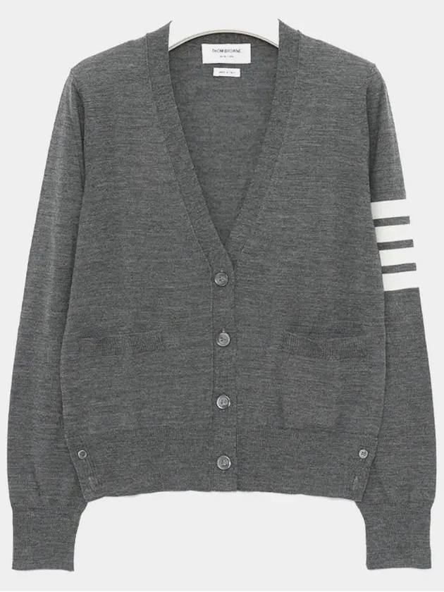 Sustainable Fine Merino Wool 4-Bar Relaxed Fit V-Neck Cardigan Medium Grey - THOM BROWNE - BALAAN 3