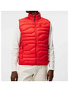 Cliff Light Down Vest Fiery Red - J.LINDEBERG - BALAAN 2