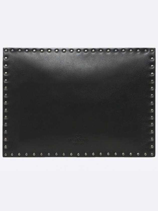 Rockstud Flap Leather Clutch Bag Black - VALENTINO - BALAAN 5