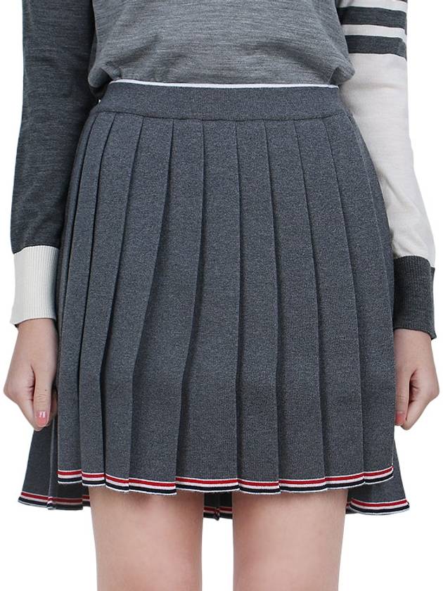 Full Needle Stitch Merino Wool Tipping Pleated Skirt Grey - THOM BROWNE - BALAAN 3