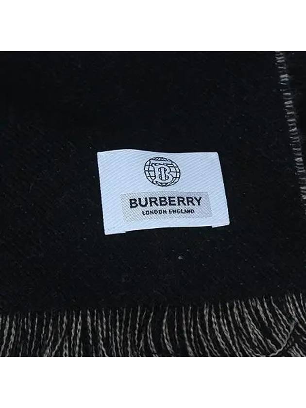 8035525 Double sided logo wool jacquard muffler - BURBERRY - BALAAN 4