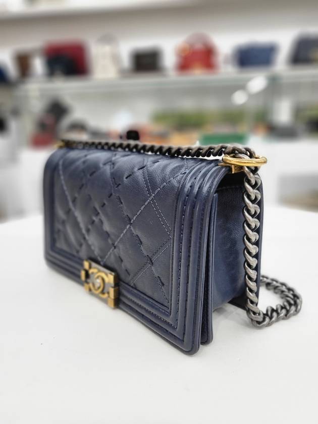 Boy Bag Vintage Navy Small Shoulder A92881 - CHANEL - BALAAN 4