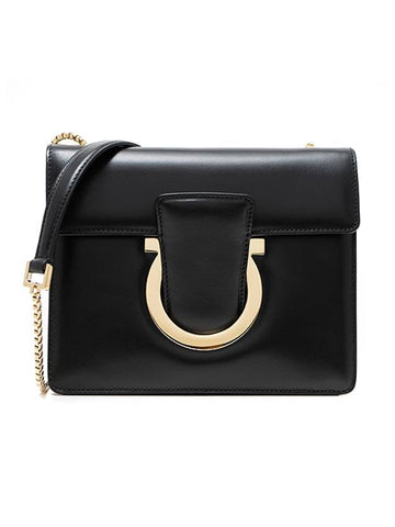 Salvatore Metal Ornament Flip Cross Bag Black - SALVATORE FERRAGAMO - BALAAN.