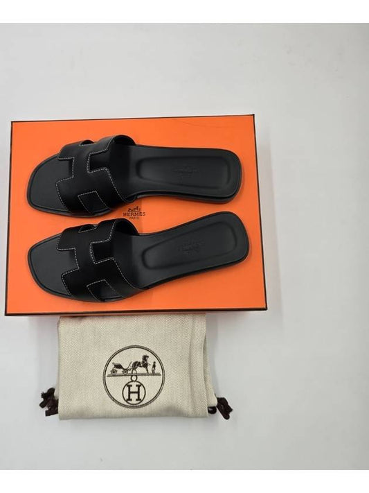 Oran Calfskin Slippers Noir Piqures Ecrues Black - HERMES - BALAAN 2