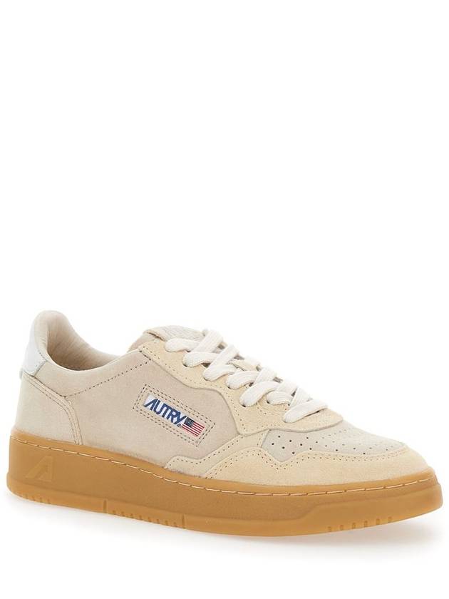 'Medalist' Beige Low Top Sneakers With Logo Patch In Suede Woman - AUTRY - BALAAN 2