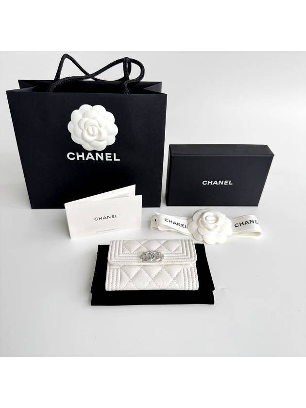 Boy Snap Card Wallet White Silver A80603 - CHANEL - BALAAN 10