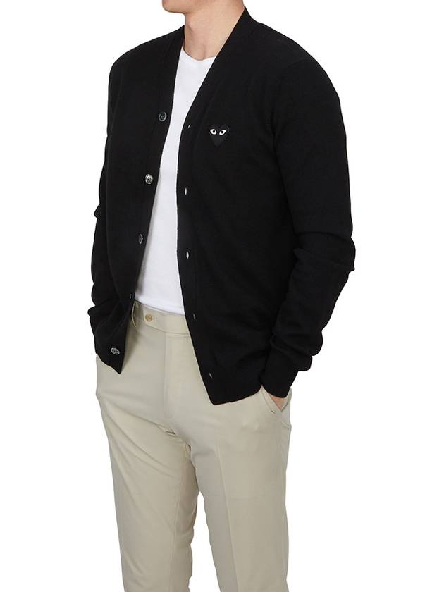 Black Heart Wappen V-Neck Wool Cardigan Black - COMME DES GARCONS PLAY - BALAAN 5