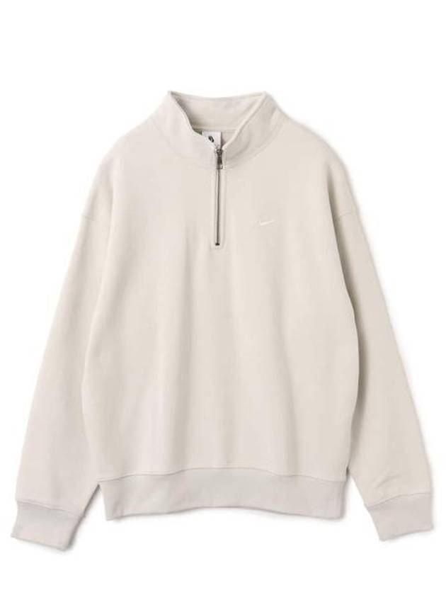 Solo Swoosh Quarter Zip Sweatshirt Light Bone - NIKE - BALAAN 1