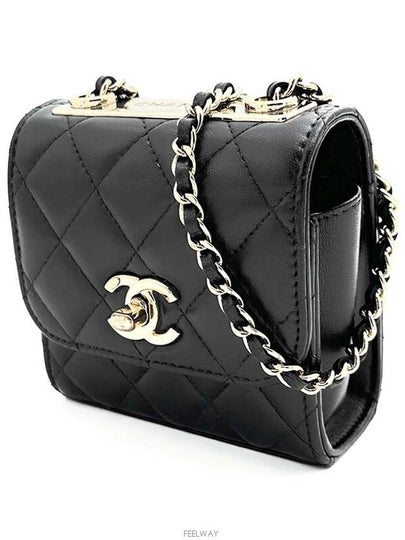 women cross bag - CHANEL - BALAAN 2