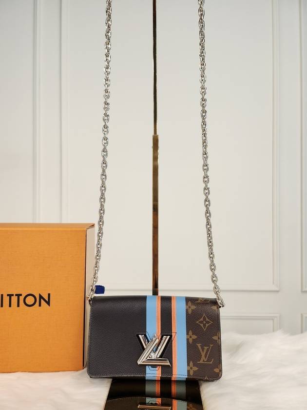 Women s Twist Chain Cross M62388 Condition B - LOUIS VUITTON - BALAAN 2