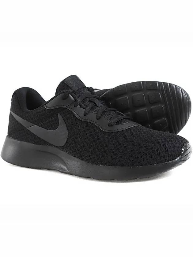 Tanjun Low Top Sneakers Black - NIKE - BALAAN 3